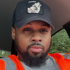 Meet your Posher, Devonte